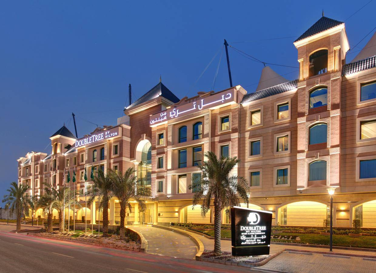 افضل فنادق 4 نجوم في الرياض فندق دبل تري هيلتون