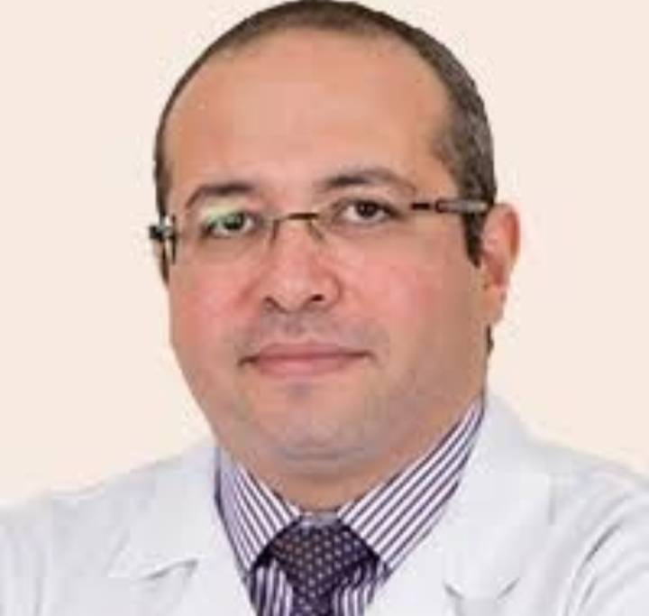 دكتور محمد عزت طه معوض 