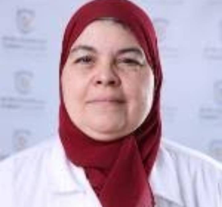 دكتورة ايمان عبدالرحمن دكتورة باطنية في الرياض