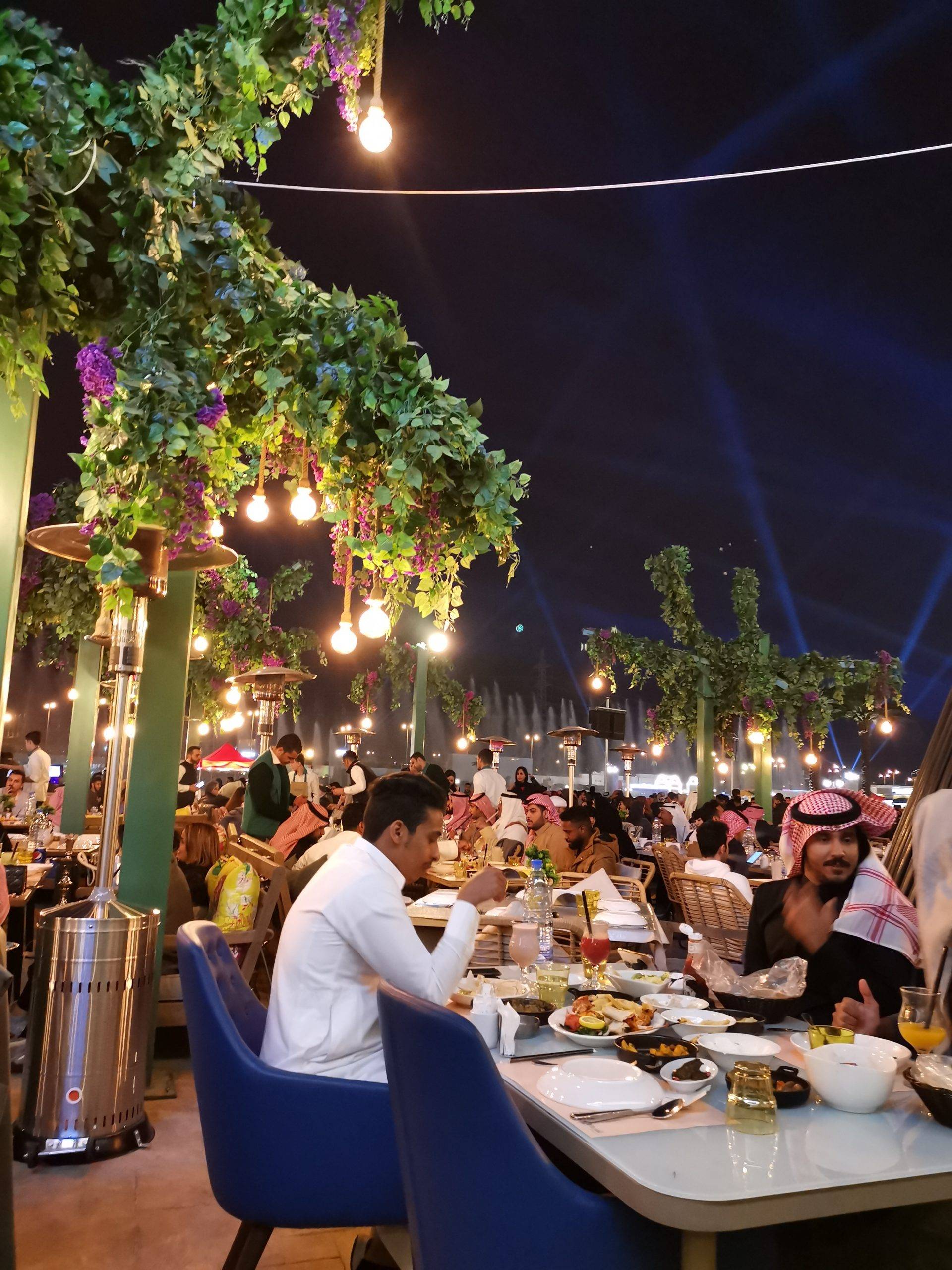 مطاعم فطور رمضاني في الرياض