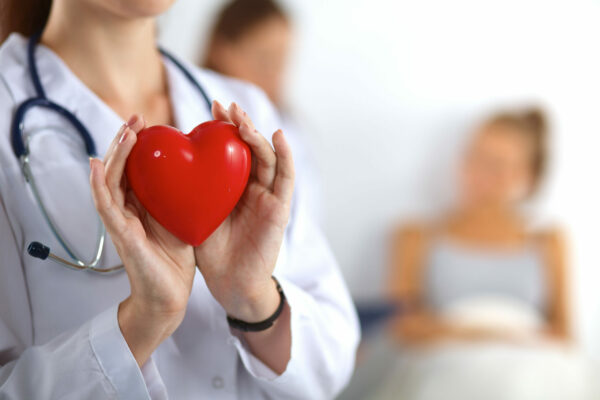 افضل دكتور قلب نساﺀ بالرياض | 10 أطباء أكفاء